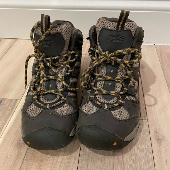 KEEN Koven Mid Waterproof Hiking Boots for Men - Size 8 Like New PRICE DROP!! - Picture 2 of 4